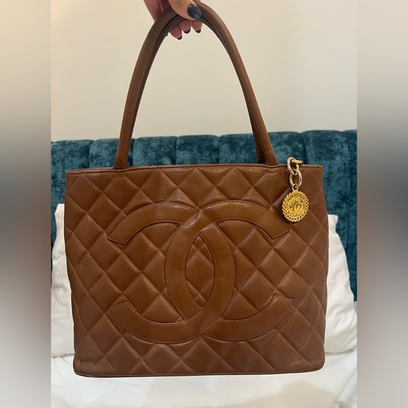 Chanel Caviar Quilted Medallion Tote Bag - Picture 12 of 17